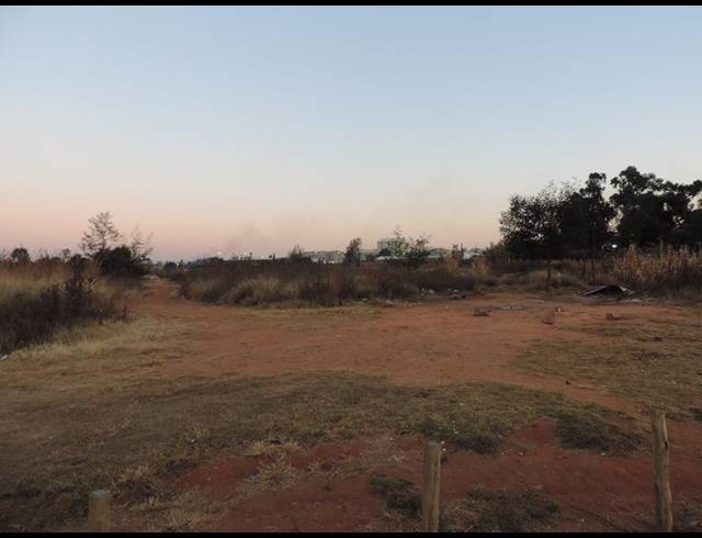 LAND FOR SALE IN CHLOORKOP